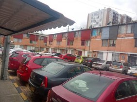 Casa en Venta en PINOS DE LOMBARDIA FONTANA GRANDE Suba, Bogota D.C