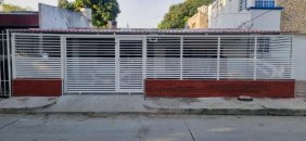 Casa en Venta – Barrio Los Alcázares, Santa Marta