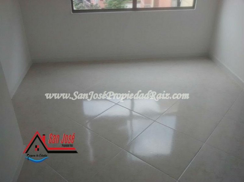 Foto Apartamento en Arriendo en poblado, Medellín, Antioquia - $ 1.200.000 - APA107963 - BienesOnLine