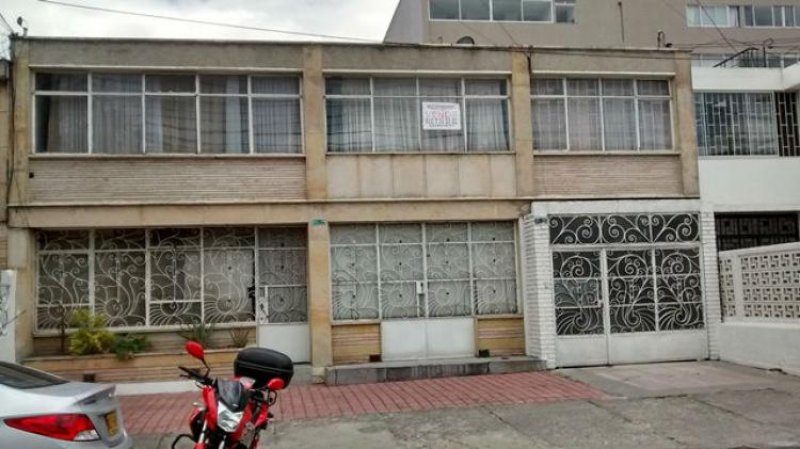 Foto Casa en Venta en LA CASTELLANA, Barrios Unidos, Bogota D.C - $ 1.460.000.000 - CAV103617 - BienesOnLine