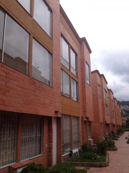 Foto Casa en Venta en El Redil, Usaquén, Bogota D.C - $ 162.000.000 - CAV47137 - BienesOnLine