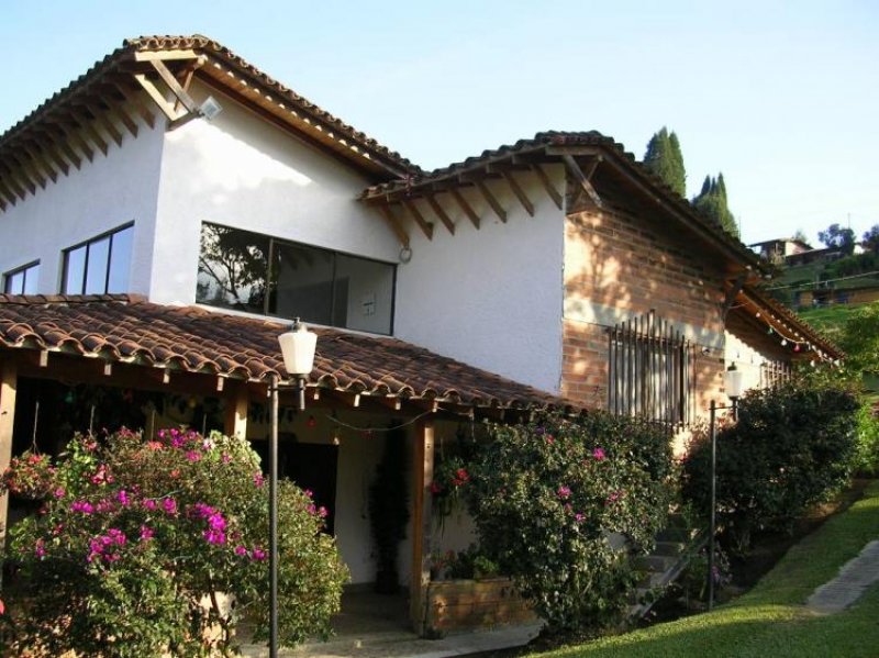Foto Finca en Venta en Centro de encuentros La Rondalla, Guarne, Antioquia - $ 340.000.000 - FIV19947 - BienesOnLine