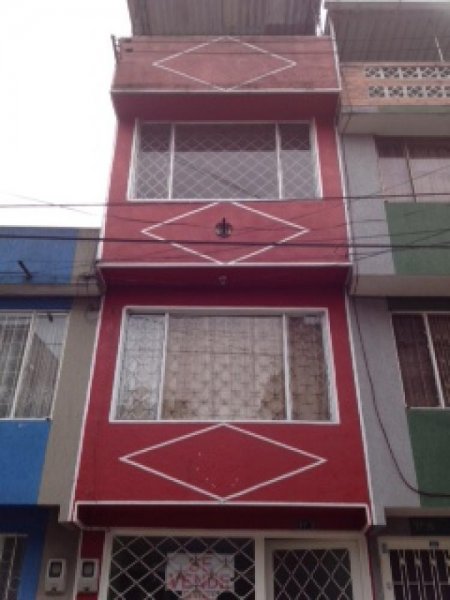 Foto Casa en Venta en Bachue, Engativá, Bogota D.C - $ 140.000.000 - CAV31315 - BienesOnLine