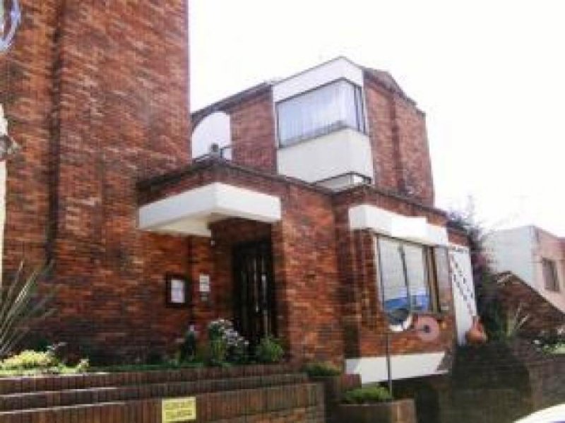 Foto Casa en Venta en Cedritos, Usaquén, Bogota D.C - $ 300.000.000 - CAV17606 - BienesOnLine