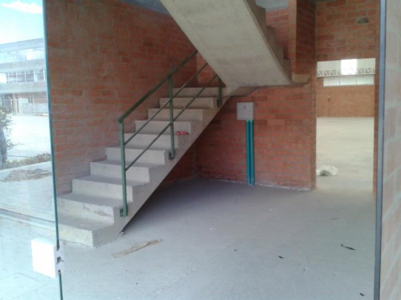 Foto Bodega en Venta en CALLE OCHENTA, Usaquén, Bogota D.C - $ 2.008.999.936 - BOV38917 - BienesOnLine
