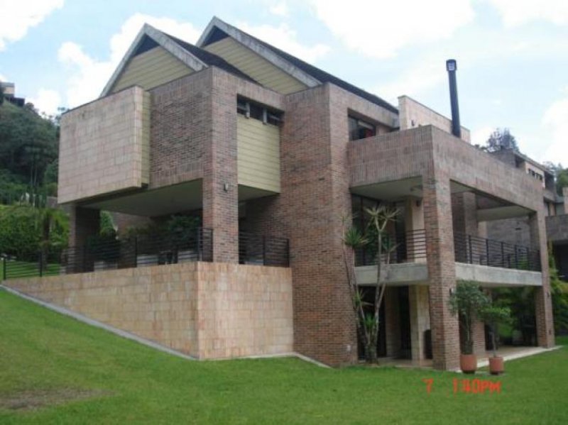 Foto Casa en Venta en El Poblado, Medellín, Antioquia - $ 1.800.000.000 - CAV12311 - BienesOnLine