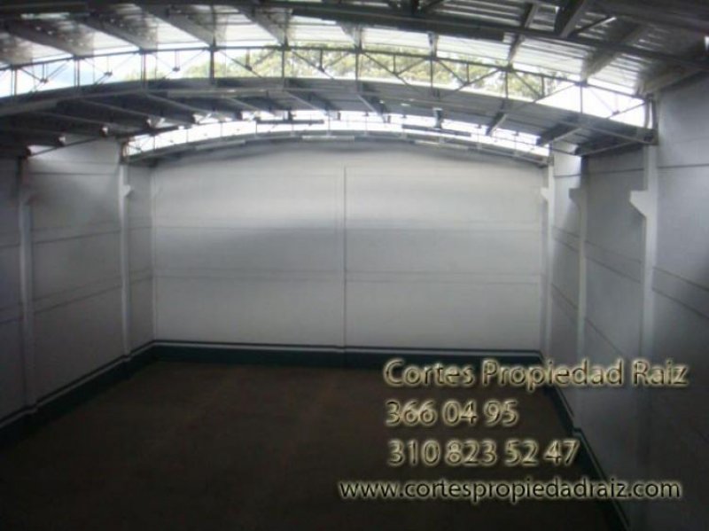 Foto Bodega en Venta en Entrada Girardota, Girardota, Antioquia - $ 1.520.000.000 - BOV40143 - BienesOnLine