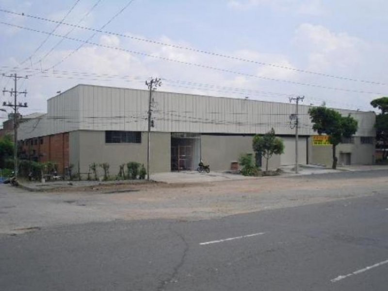 Foto Bodega en Arriendo en Cali, Valle del Cauca - $ 24.740.000 - BOA142677 - BienesOnLine