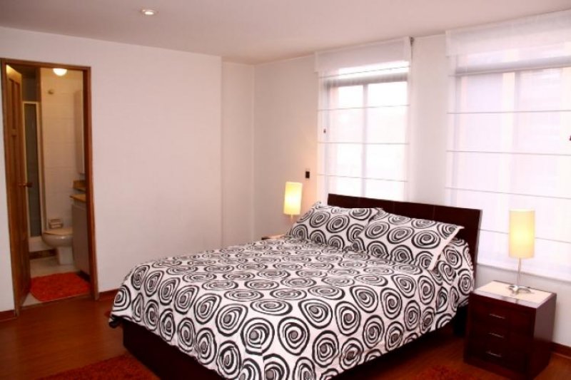Foto Apartamento en Arriendo en CHICO, Chicó Lago, Bogota D.C - $ 2.500.000 - APA58105 - BienesOnLine