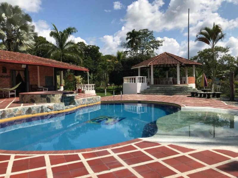 Finca en Alojamiento en  Pereira, Risaralda