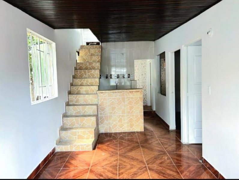 Apartamento Esquinero En Segundo Piso En Rincon De Gir?n