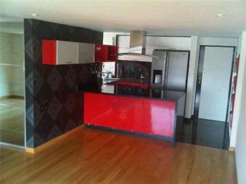 Foto Apartamento en Arriendo en Santa Bárbara Alta, Bogotá, Bogota D.C - $ 2.100.000 - APA31563 - BienesOnLine