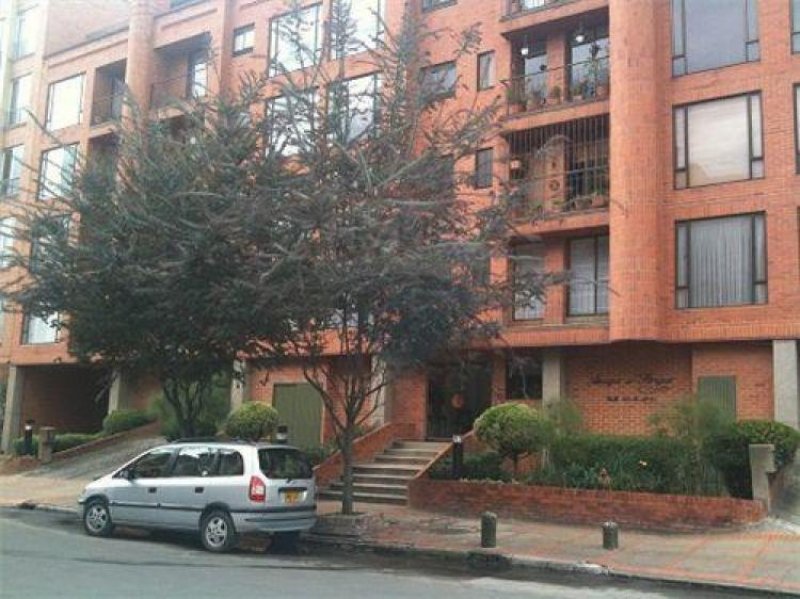 Foto Apartamento en Arriendo en Santa Bárbara Occidental Bogotá, Bogotá, Bogota D.C - $ 2.100.000 - APA31371 - BienesOnLine