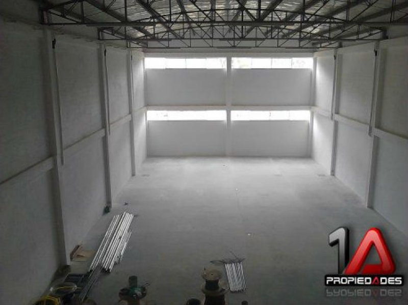 Foto Bodega en Arriendo en La Estrella, Antioquia - $ 9.360.000 - BOA56115 - BienesOnLine