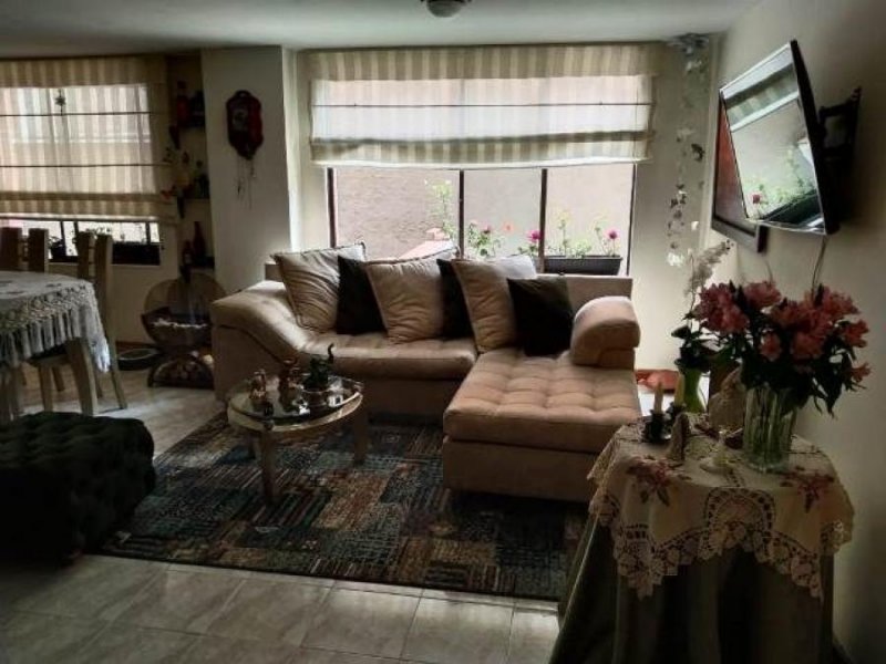 Foto Apartamento en Venta en Santa Barbara Central, Bogotá, Bogota D.C - $ 650.000.000 - APV187229 - BienesOnLine