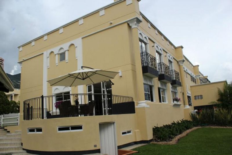 Foto Casa en Venta en el tesoro, Medellín, Antioquia - $ 1.750.000.000 - CAV84272 - BienesOnLine