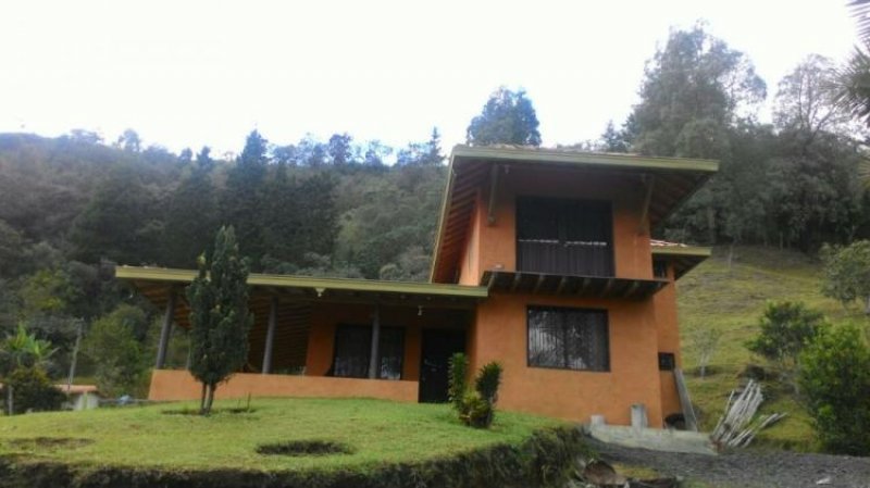 Foto Casa en Venta en Guarne, Antioquia - $ 530.000.000 - CAV137019 - BienesOnLine