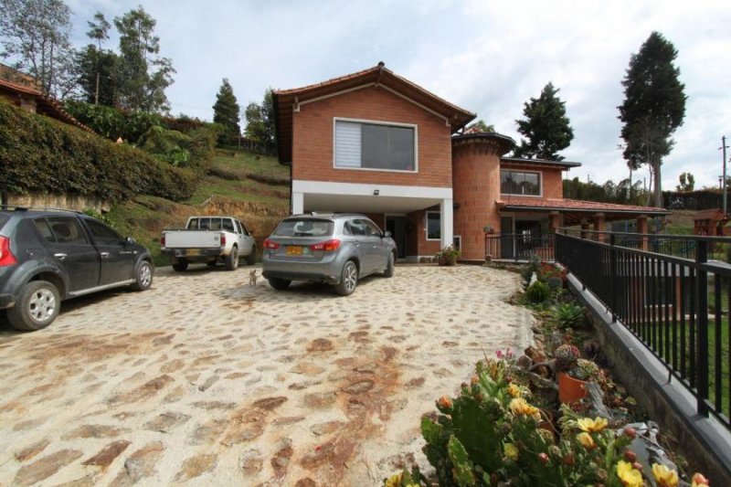 Foto Finca en Venta en Vereda La Clarita, Guarne, Antioquia - $ 1.100.000.000 - FIV193588 - BienesOnLine