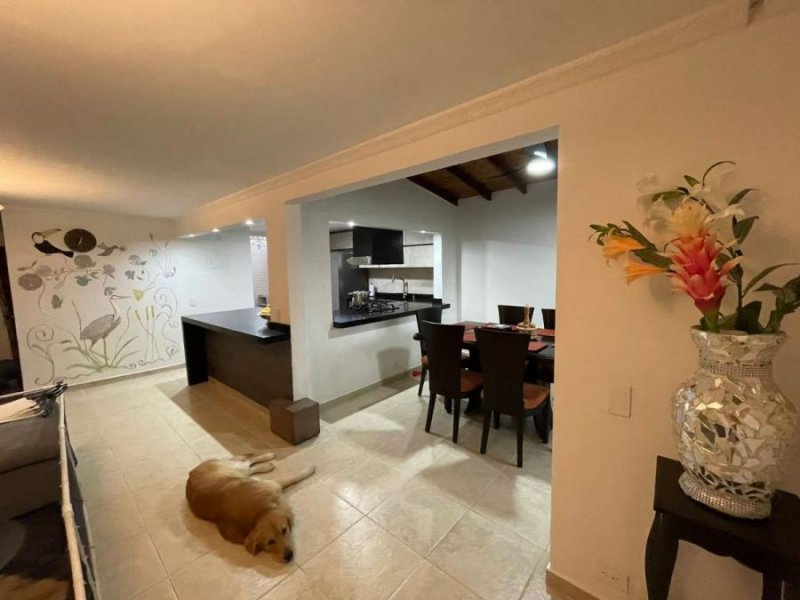 Casa en Venta en ciudad jardin CALI, Valle del Cauca