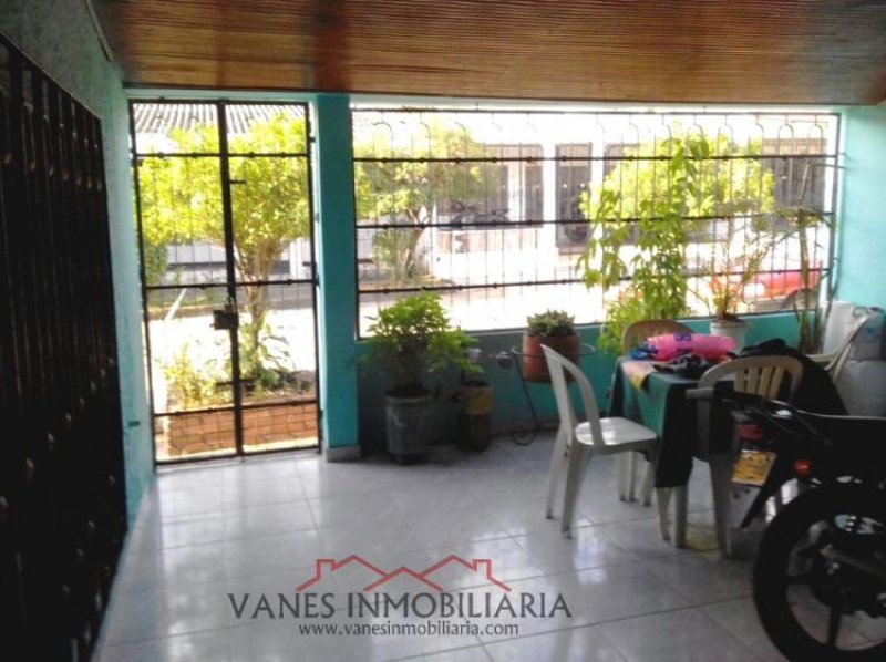 Foto Casa en Venta en Villavicencio, Villavicencio, Meta - $ 290.000.000 - CAV146532 - BienesOnLine