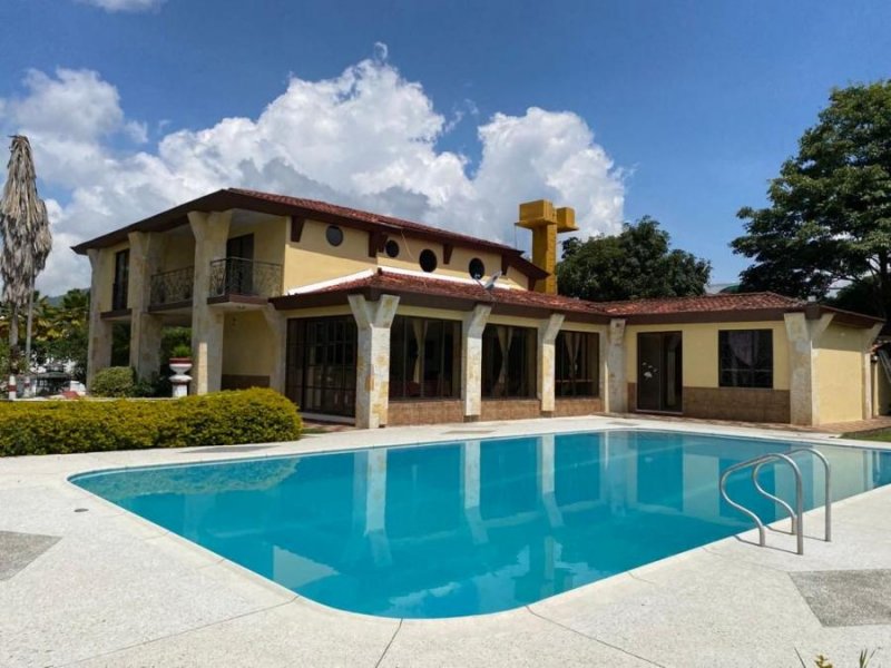 Casa en Venta en CHINAUTA FUSAGASUGA FUSAGASUGA CHINAUTA CUNDINAMARCA COLOMBIA, Cundinamarca