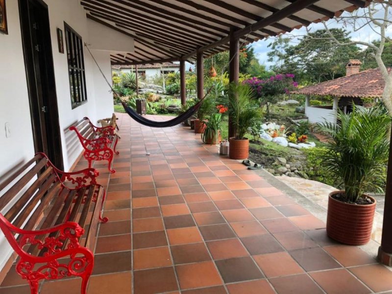 Finca en Alojamiento en  Mesa de Los Santos, Santander
