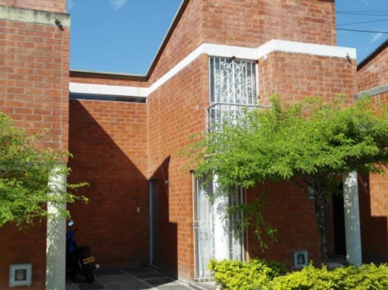 Foto Casa en Venta en PRAGA, Cartago, Valle del Cauca - $ 100.000.000 - CAV28439 - BienesOnLine