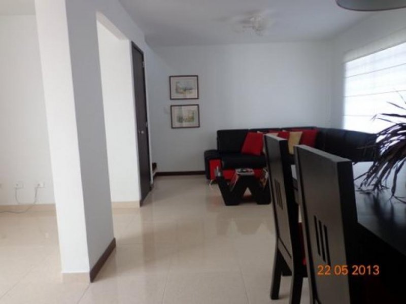 Foto Casa en Venta en cerca al Centro Comercial Portal del Quindio, Armenia, Quindío - $ 320.000.000 - CAV51517 - BienesOnLine
