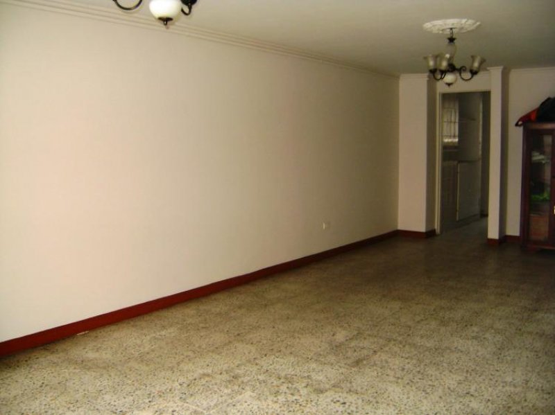 Foto Apartamento en Venta en Medellín, Antioquia - $ 190.000.000 - APV30843 - BienesOnLine