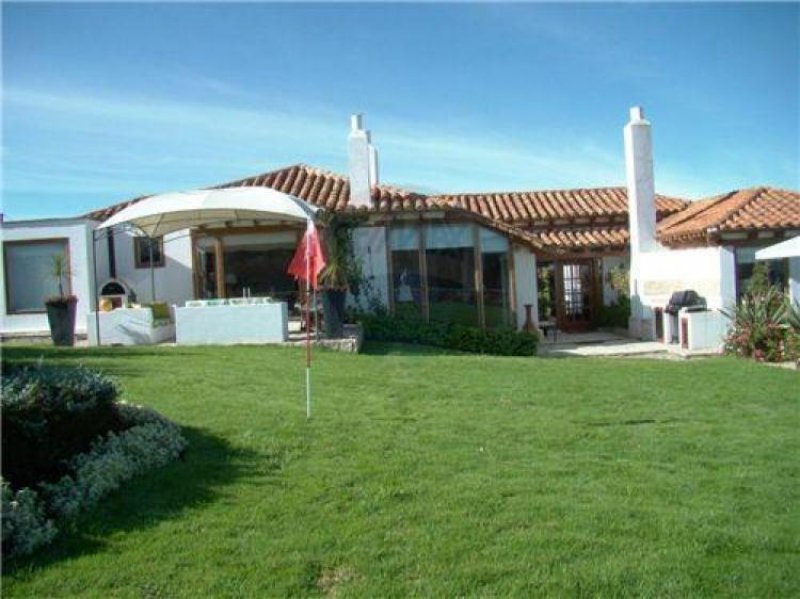 Foto Casa en Arriendo en Antigua Carretera Central del Norte, Vereda de Yer, Chía, Cundinamarca - U$D 3.500 - CAA35267 - BienesOnLine