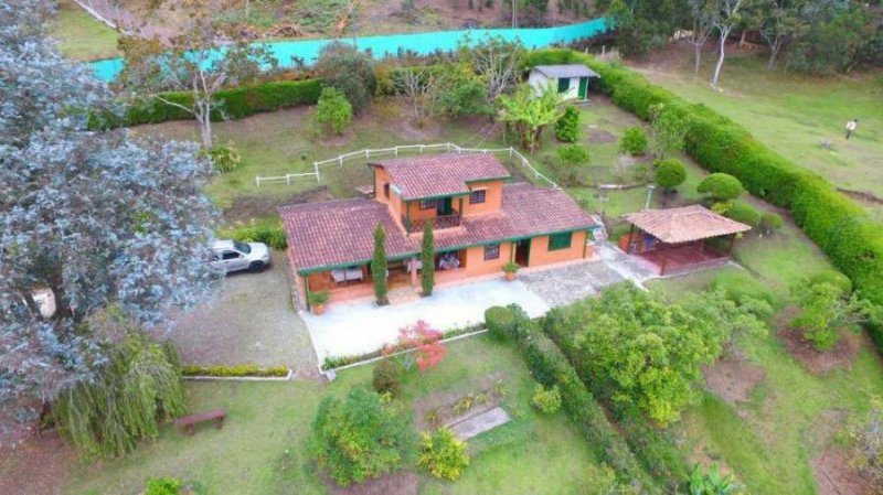 Finca en Venta en  Brizuela, Antioquia