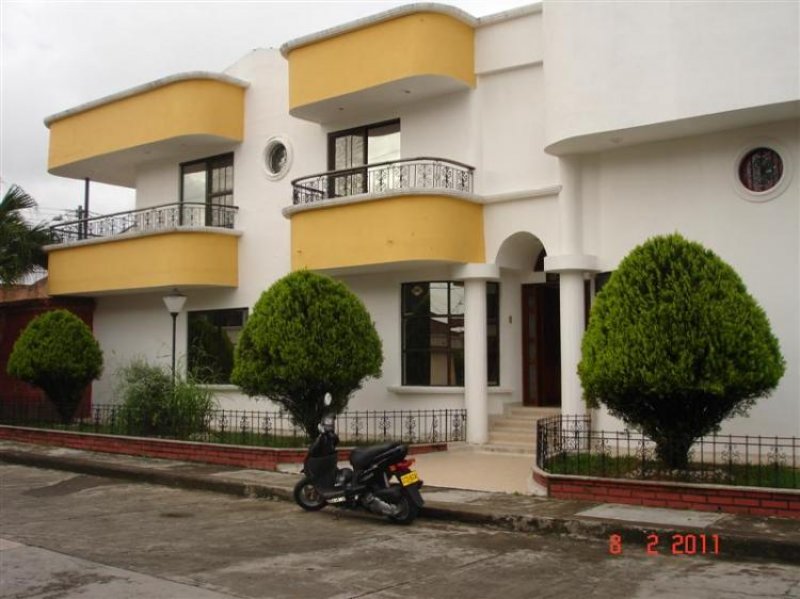 Foto Casa en Venta en BARRIO LAURELES, Cartago, Valle del Cauca - $ 480.000.000 - CAV19749 - BienesOnLine