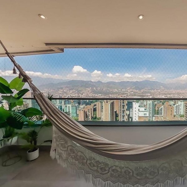 Apartamento en Venta en Loma Los Parras Medellín, Antioquia