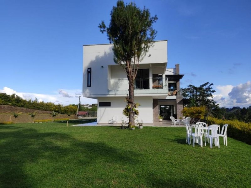Foto Finca en Venta en Vereda Juan XXIII, Guarne, Antioquia - $ 2.600.000.000 - FIV193823 - BienesOnLine