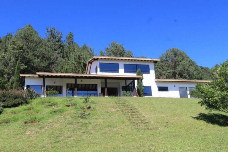 Foto Finca en Venta en Vereda La Clarita, Guarne, Antioquia - $ 1.500.000.000 - FIV193715 - BienesOnLine