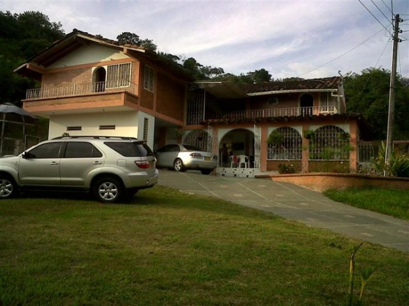 Foto Finca en Venta en CARTAGO VIA A ALCALA, Cartago, Valle del Cauca - 12 hectareas - $ 500.000.000 - FIV19295 - BienesOnLine