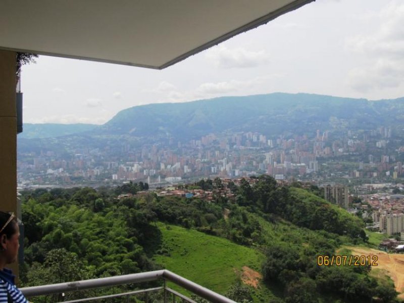 Foto Apartamento en Venta en Medellín, Antioquia - $ 130.000.000 - APV33504 - BienesOnLine