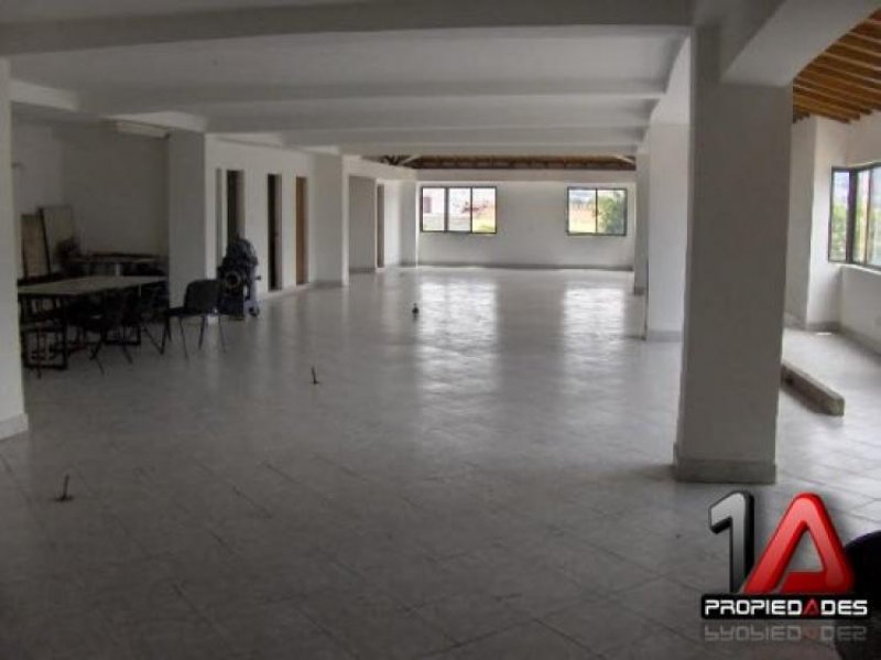 Foto Bodega en Arriendo en BELEN, Medellín, Antioquia - $ 2.500.000 - BOA3493 - BienesOnLine