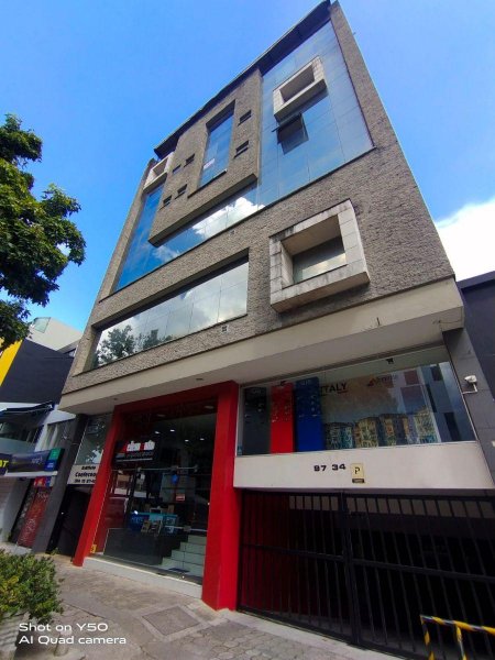 Casa en Venta en chico chico, Bogota D.C