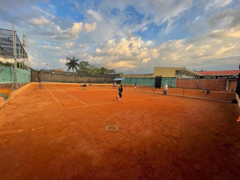 Lote en Venta en  Alvernia, Valle del Cauca