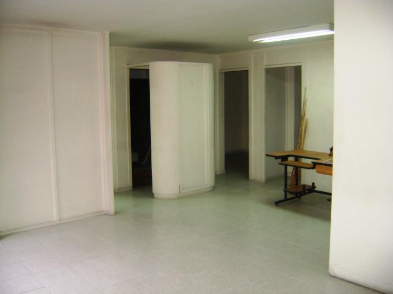 Foto Local en Venta en Medellín, Antioquia - $ 120.000.000 - LOV30436 - BienesOnLine
