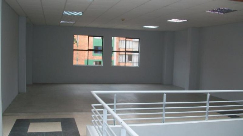 Foto Oficina en Venta en MODELIA, Aeropuerto El Dorado, Bogota D.C - $ 1.600.000.000 - OFV79870 - BienesOnLine