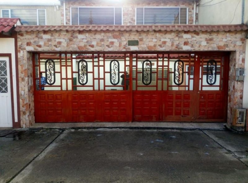 ?OPORTUNIDAD ?NICA! Amplia y acogedora casa en venta en el barrio ?lamos Norte