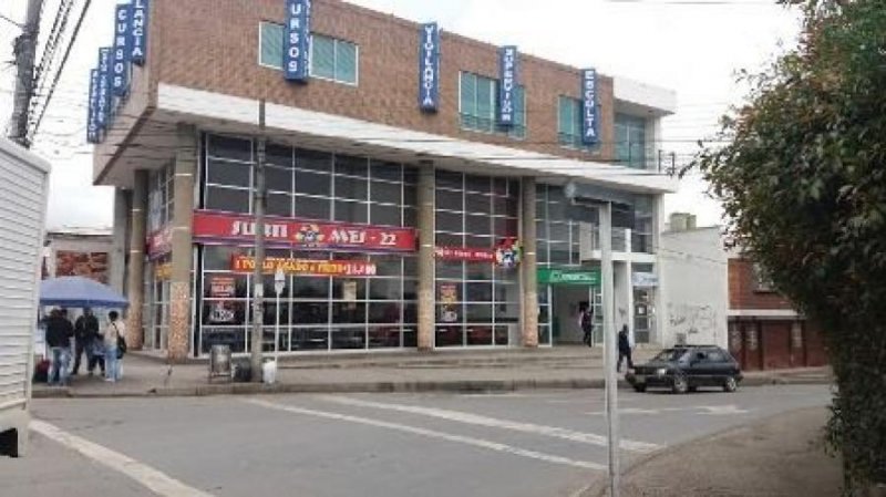 Se ARRIENDA local comercial de 270m2 en Chía