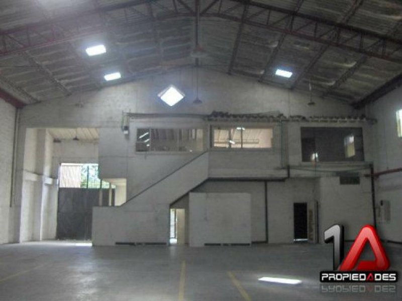 Foto Bodega en Arriendo en barrio colombia, Medellín, Antioquia - $ 11.000.000 - BOA55092 - BienesOnLine