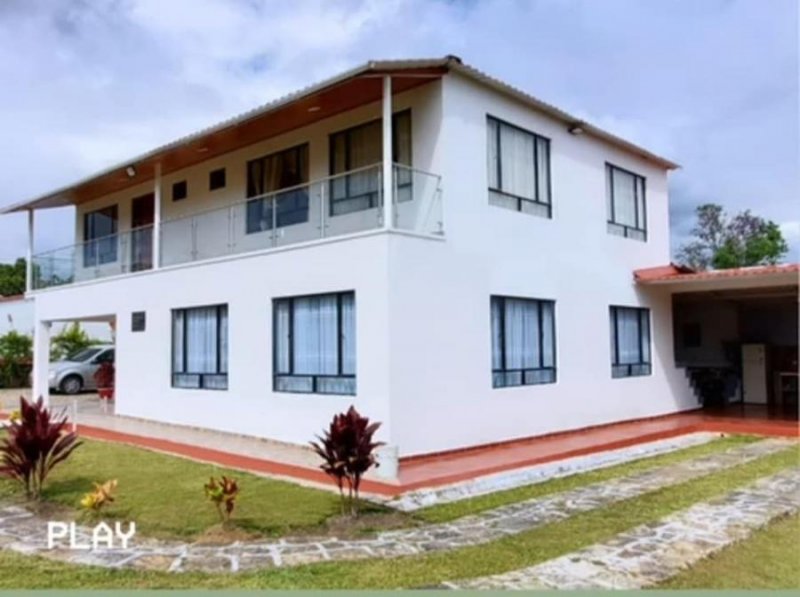 Foto Finca en Venta en Chinuata, Cundinamarca - $ 1.100.000.000 - FIV203826 - BienesOnLine