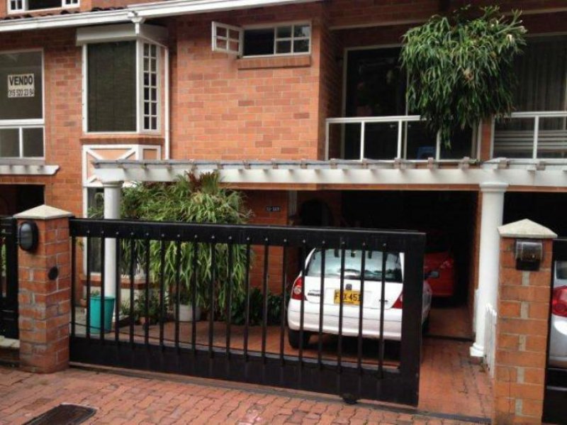 Foto Casa en Venta en POBLADO, Medellín, Antioquia - $ 370.000.000 - CAV54648 - BienesOnLine