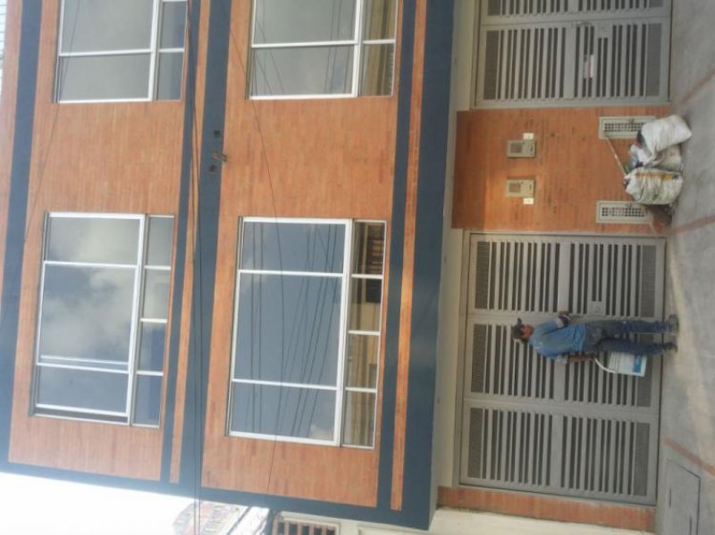 Foto Casa en Venta en Engativá, Bogota D.C - $ 260.000.000 - CAV134361 - BienesOnLine