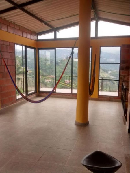 Foto Casa en Venta en SAN PEREGRINO, Manizales, Caldas - $ 210.000.000 - CAV112275 - BienesOnLine