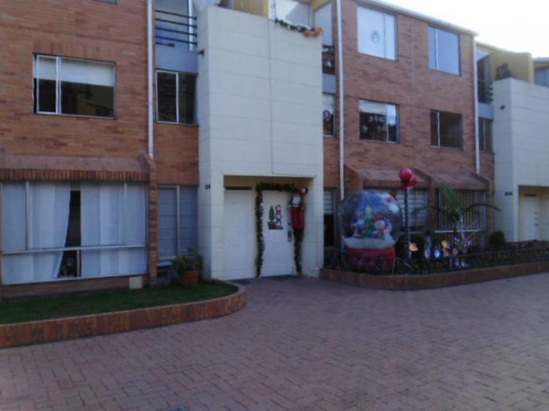 Casa en Venta en PRADERA NORTE  ARANJUEZ Usaquén, Bogota D.C